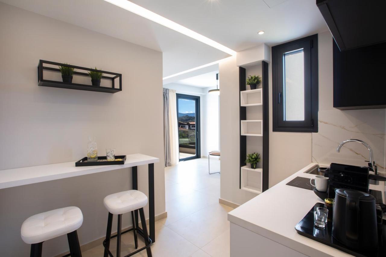 Arente Apartments Lefkada City Екстер'єр фото