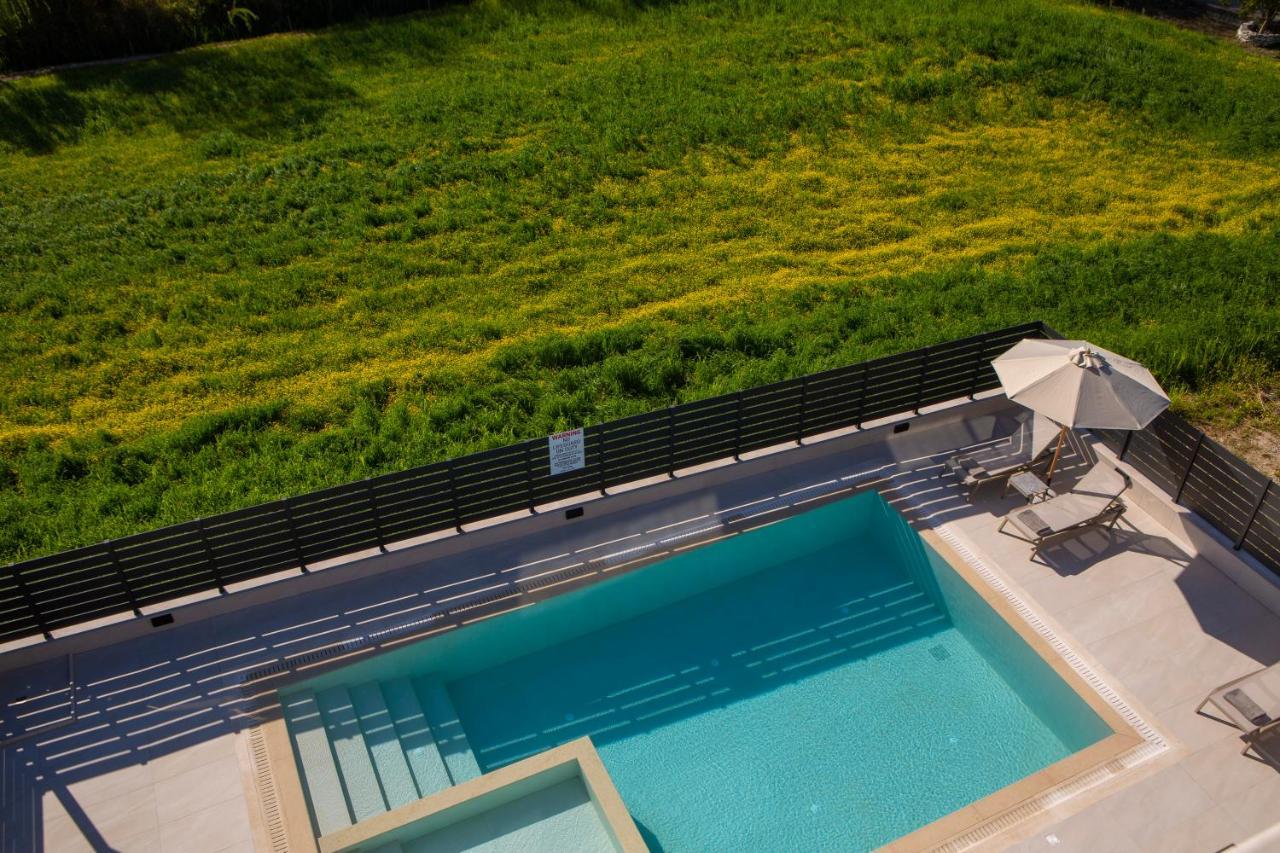 Arente Apartments Lefkada City Екстер'єр фото